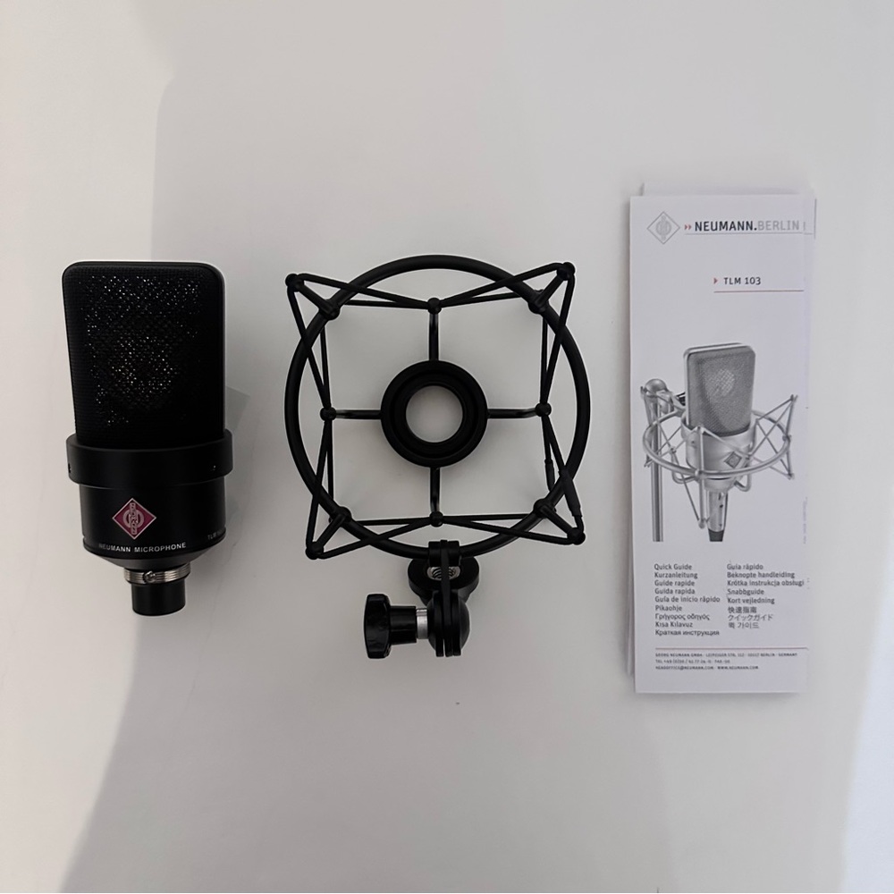 TLM 103 Black Microphone Neumann